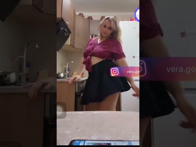 No panty sexy dance on bigo live