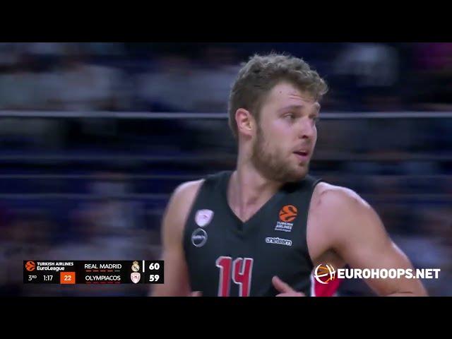 Sasha Vezenkov (23 points): Real Madrid - Olympiacos Piraeus 87-89