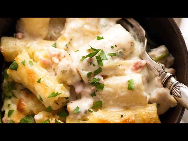 Creamy Pasta Bake you can make with ANYTHING!!