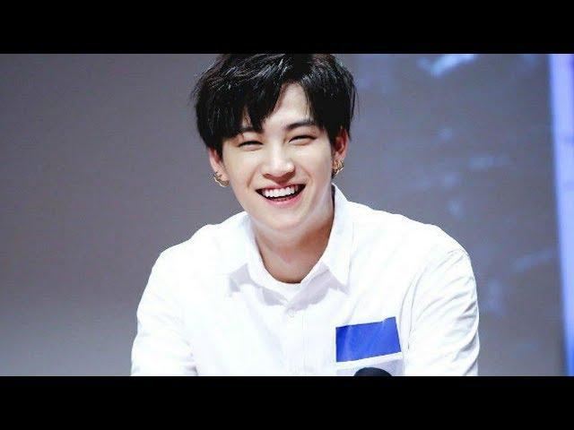 GOT7 JB Try not to laugh