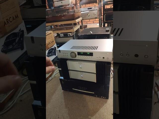 rotel 1091 monoblocks идёт покупатель , жалко отдавать