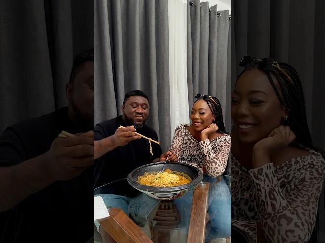 Ayensuwaa Cooks Made a Delicious Ghana-Korea Fusion Recipe: Ramen in Groundnut Soup