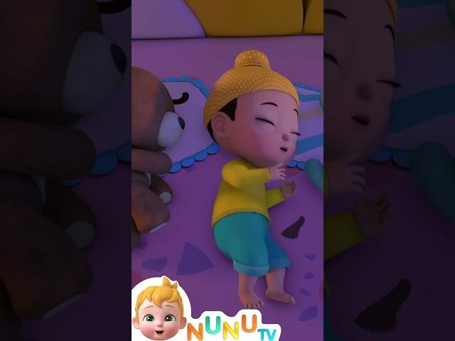 Eight in the bed | Nursery Rhymes & Kids Songs | NuNu Tv  #babysongs #kidssongs #kindergartensong