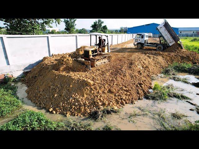 Ep3,Achieved​ 80% the project by Dozer MINI Pushing Soil Stick to the fence to keep the fence strong