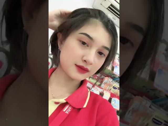 TikTok viral kasir alfamart cantik