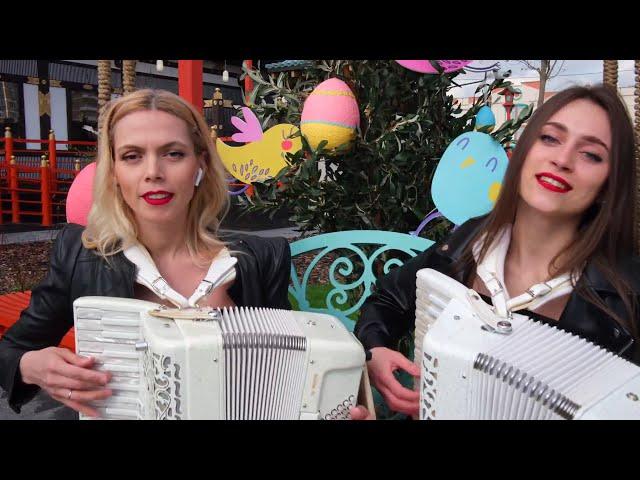 ЛюбАня - "Крутится, вертится шар голубой"