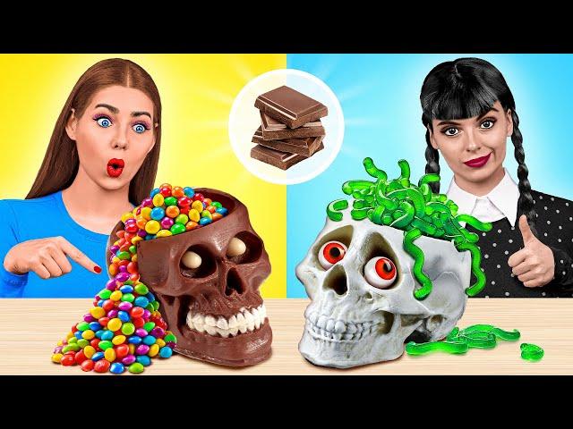 Desafío De Comida Real vs. De Comida Chocolate con Wednesday Addams | Desafío Loco Multi DO