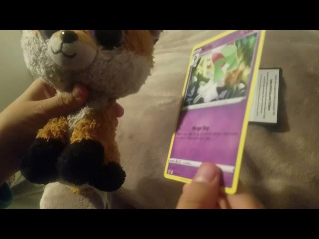 Honkey and Lil Fox Unboxes Pokemon Chilling Reigns Pack!