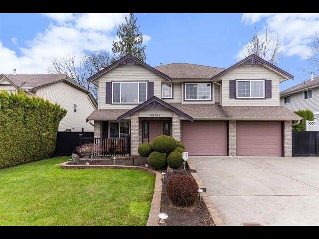 35161 Christina Pl, Abbotsford- Well Kept Family Home w/ Great Floor Plan!