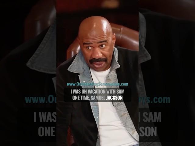 Samuel L. Jackson wants a MAGIC WORD if you want to take a Picture with Him