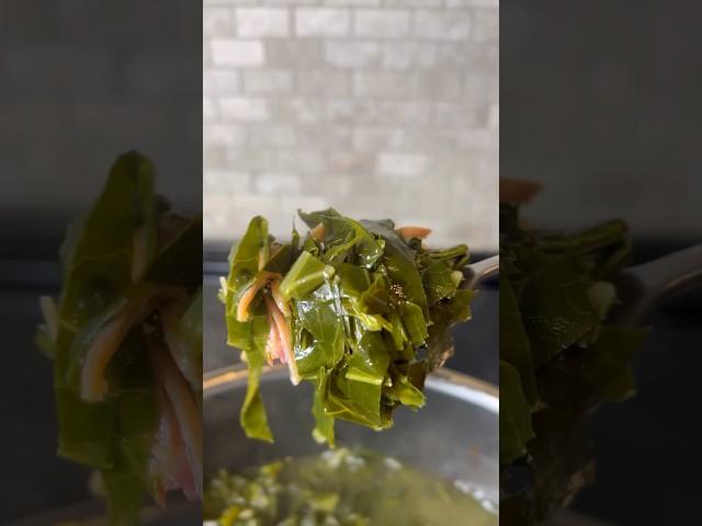 HOW TO MAKE THE BEST SOUTHERN COLLARD GREENS | SOUL FOOD SUNDAY WITH LEXX #collardgreens