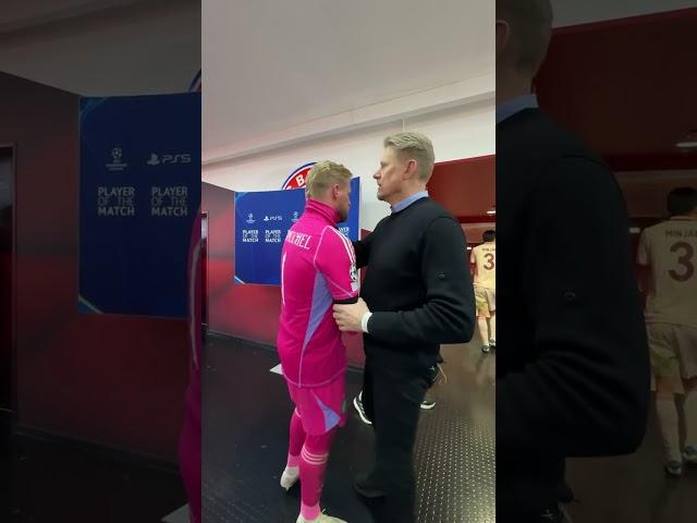 Peter Schmeichel consoles Kasper after Celtic heartbreak in Munich