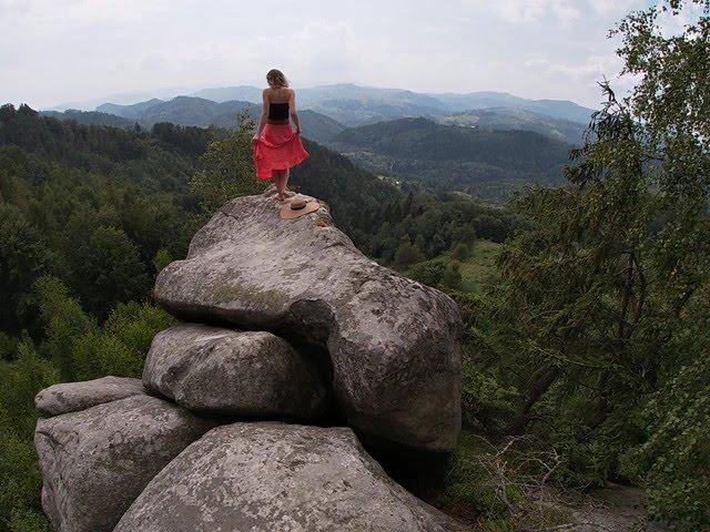 Backstage of another photo shoot on a rock.