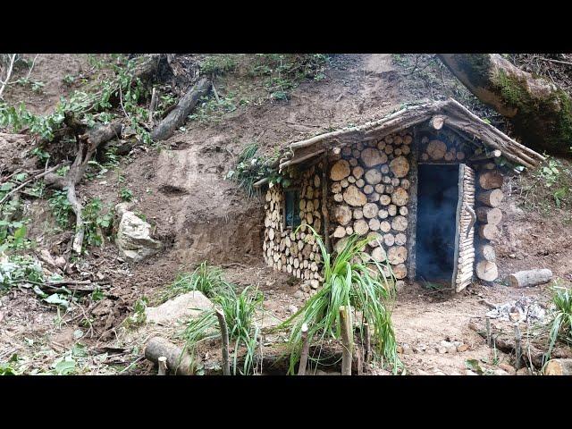 bushcraft in the forest.How to build a forest house