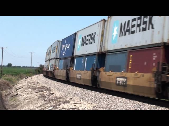 CN C44-9W #2726 leads Q194 at Wyatt, Mississippi