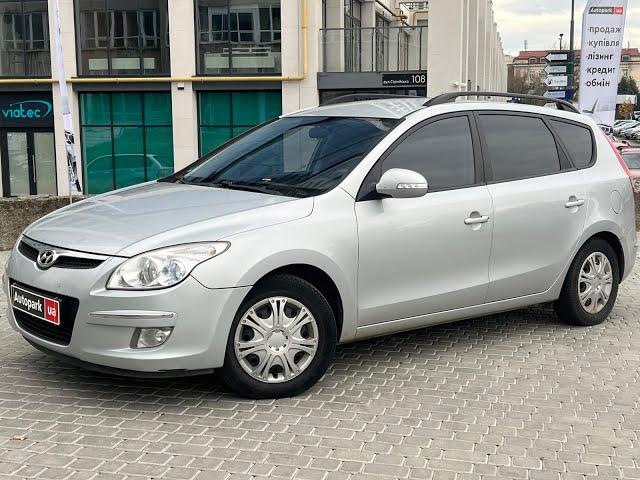 АВТОПАРК Hyundai i30 2009 року (код товару 40414)