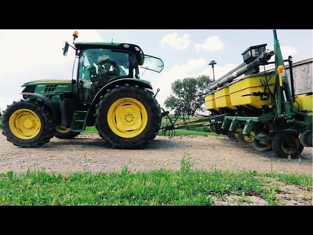 Tractor Video (For Kids) - REAL Farm Tractors