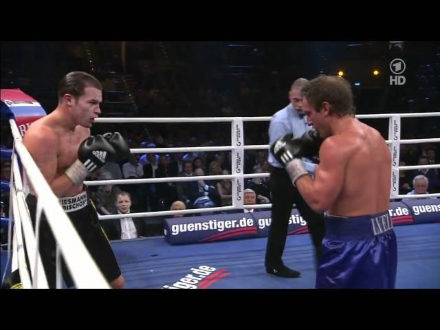 Dominik Britsch  vs Billy Lyell