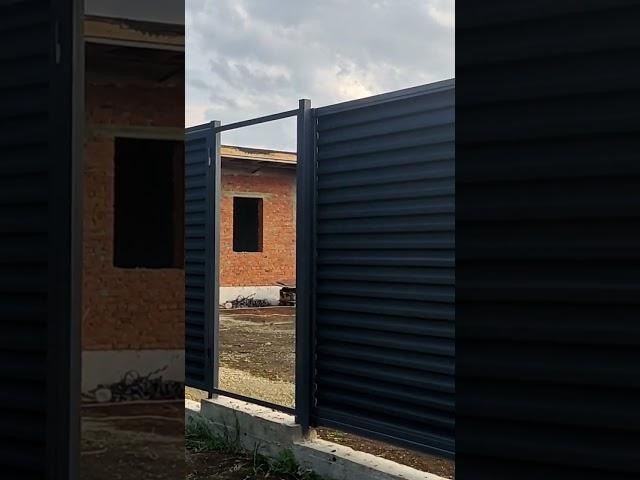 Забор из профнастила горизонт