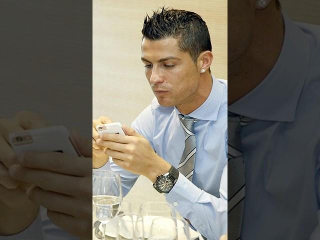 RONALDO FOUND HER LOST PHONE!