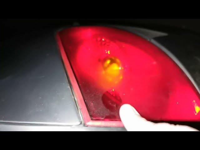 wymiana żarówki tył seat Altea demontaż lampy