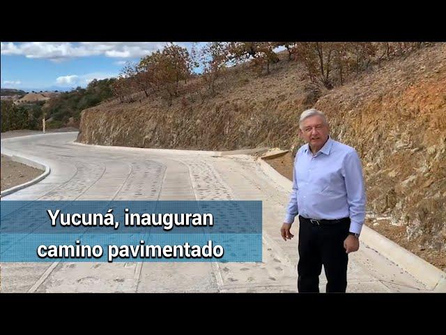 AMLO inaugura camino pavimentado en municipio más pobre del país