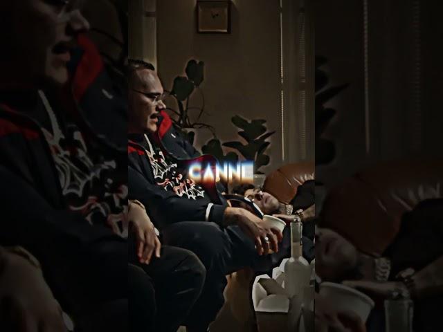 TONY EFFE FUMA e COLLASSA in un' INTERVISTA#tonyeffe #darkpologang #essemagazine #sferaebbasta