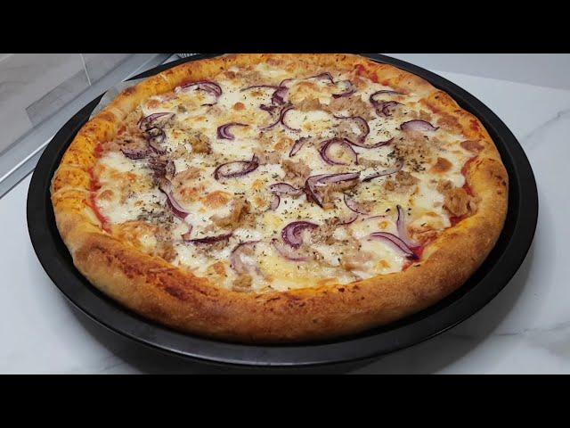 You will never buy pizza again after this video! Homemade pizza, quick dough in 10 minutes