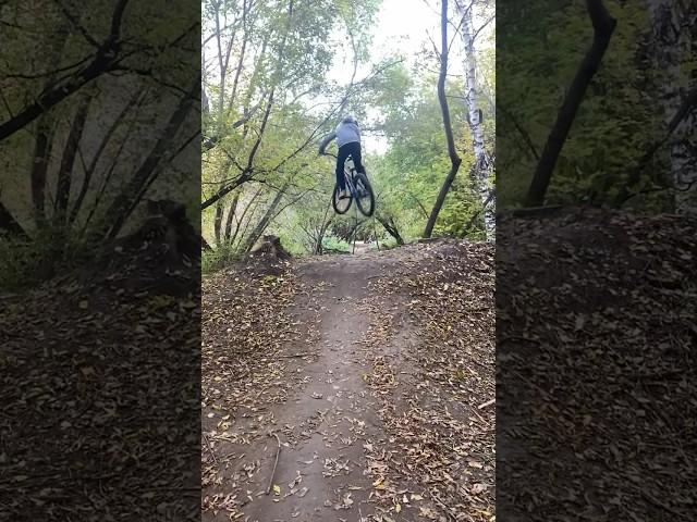 #downhill #mountainbike #mtbbike #urbanmtb #bike #bmx #дерт #street #hope