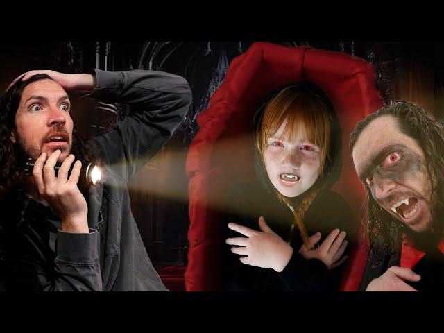 DRACULA  DAUGHTER  ‍️ Vampire Family moves to a haunted neighborhood.. Adley & Dad play new Sims