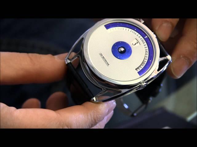 De Bethune DB28 Digitale Watch Hands-On | aBlogtoWatch