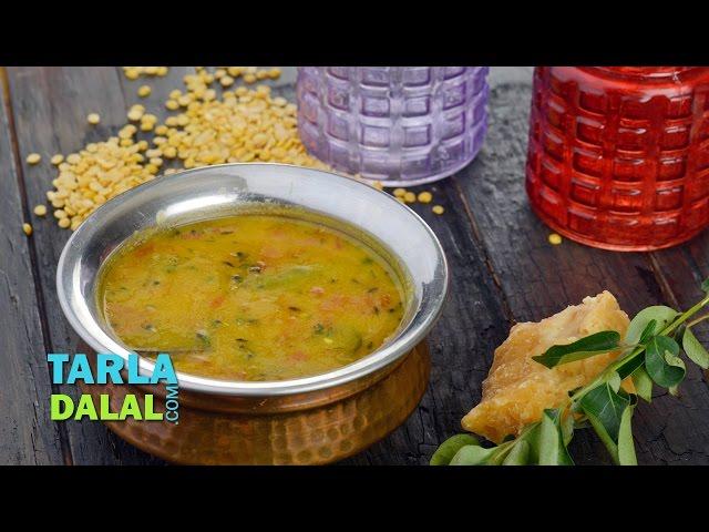 Gujarati Toovar Dal, Gujarati Tuvar Dal, Khatti Meethi Dal Recipe  by Tarla Dalal