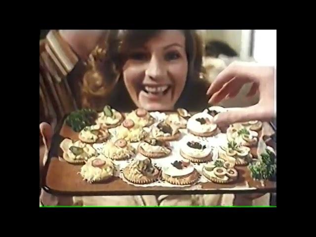 Arnott's Jatz Commercial - The Easy Entertainers (1981, Australia)