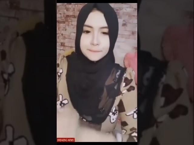 Bigo Live Cewek Jilbab Cantik Pakai Baju Ketat Gede Banget Gunung Susunya