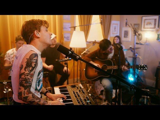 Scott Helman x Valley The Hotel Sessions Ep 9: Golf On TV (Lennon Stella f/JP Saxe)