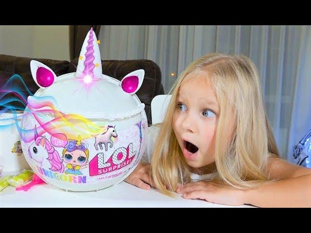 Balloon UNICORN with a surprise LOL ! Alice plays with Pepsi SLAYM toy