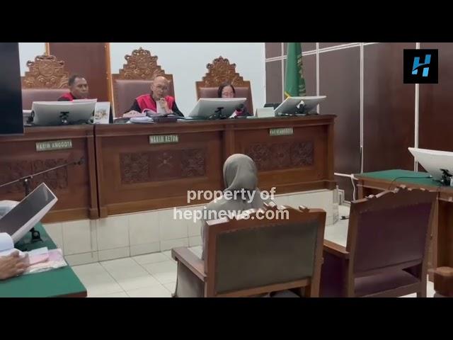 MANAGER RIA RICIS JADI SAKSI SIDANG ATAS TINDAKAN PEMERASAN EX KARYAWAN