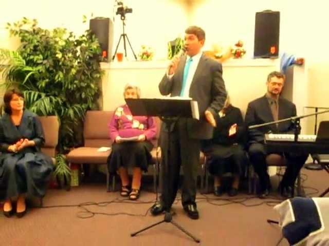 Victory Temple Wetumpka, Al. 2011 Christmas Celebration!  Calvin Thornton AVI