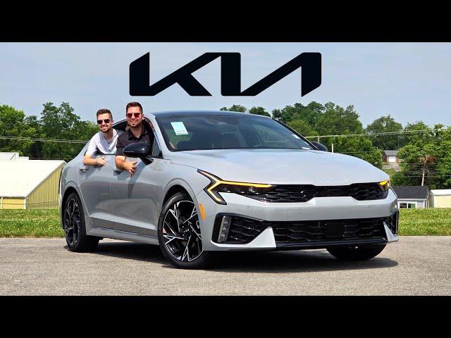 2025 Kia K5 GT-Line -- Are BIG Screens & MORE Enough to KO Camry?? (Value-Packed!)