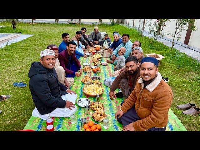 Family Aur Friends Ki Dawat E Iftar  | Village Iftar Kitchen Routine | Village Food Secrets