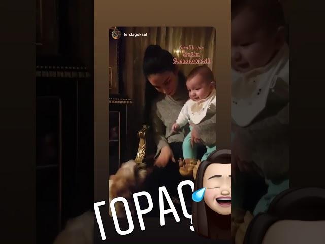 Özlem Yılmaz ve çocuk
