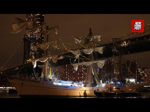 23 injured after Mexican navy tall ship slams into Brooklyn Bridge in horrifying scene