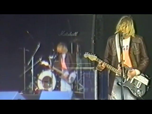 Nirvana - "Come As You Are" - August 23, 1991 - Reading Festival - Reading, UK - [New Multicam]