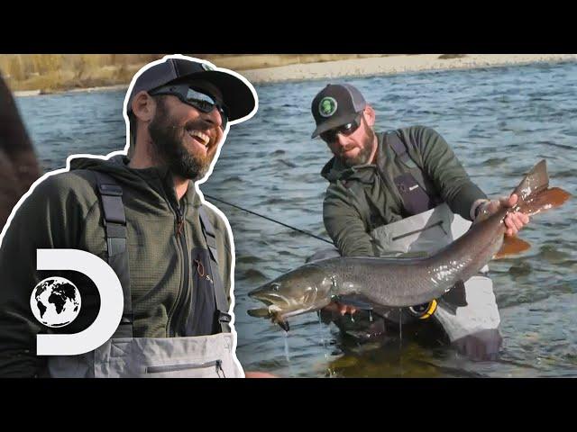 Finding HUGE Taimen Fish In Mongolia | Fish or Die