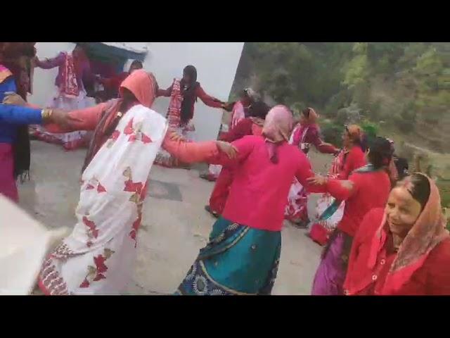 Kumauni culture holi jhoda  mukteswar plg like share subscribe 