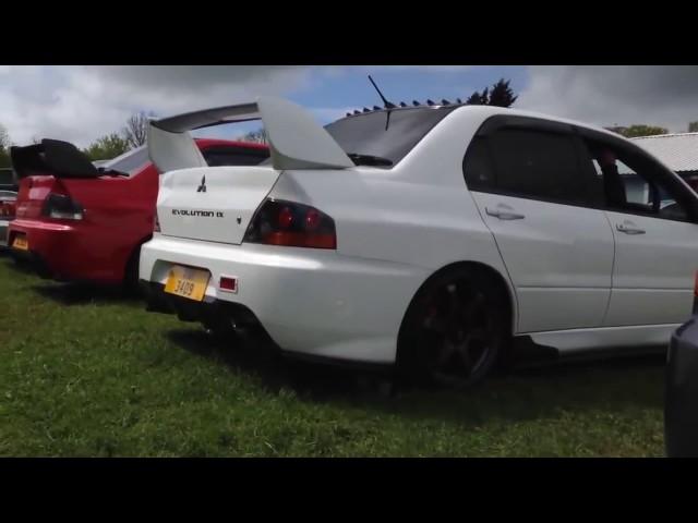 Mitsubishi Lancer Evolution звуки выхлопа (Mitsubishi EVO Exhaust Sound Complition)