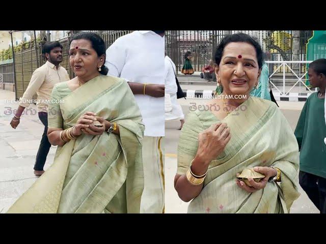 Tamil Star Hero Thalapathy Vijay Mother Spotted At Tirumala Temple