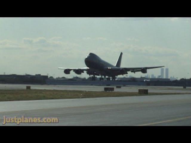 747 on the Canarsie for 13L (747th video!)