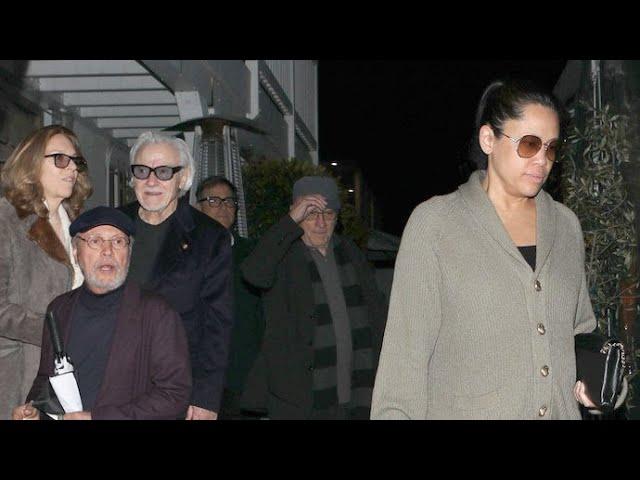 Robert De Niro And Pregnant Girlfriend Tiffany Chen Dine With Pals Billy Crystal And Harvey Keitel