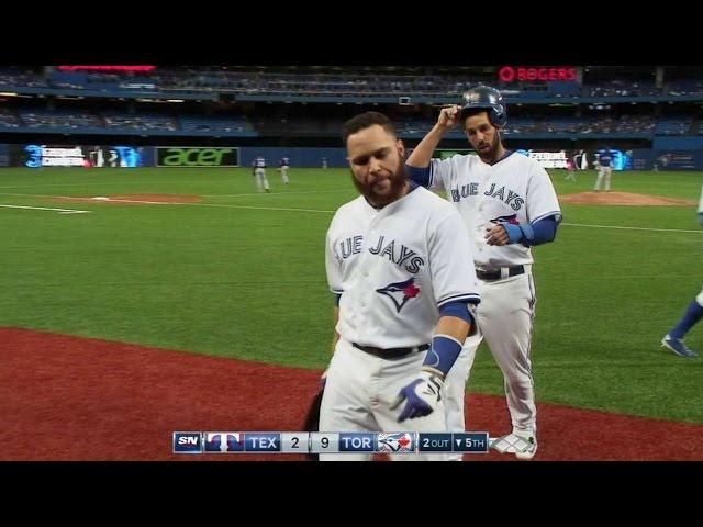 TEX@TOR: Martin brings in Colabello with a sac fly